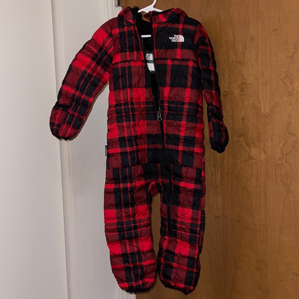 Mint condition thermoball worn twice!